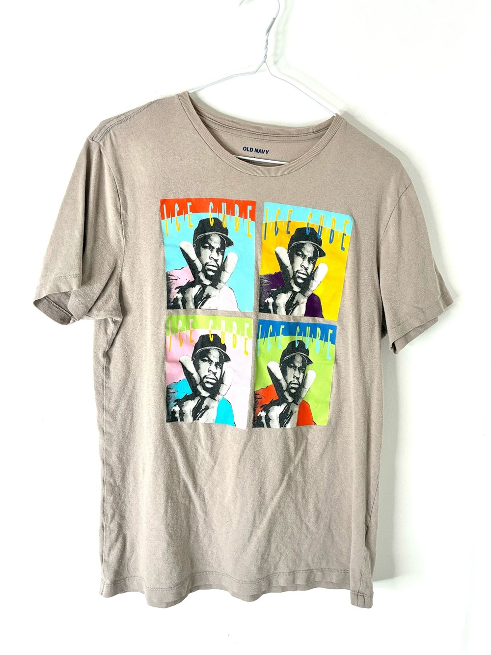 Old Navy Ice Cube Pop Art Graphic Tee Light Grey Beige Crew Neck